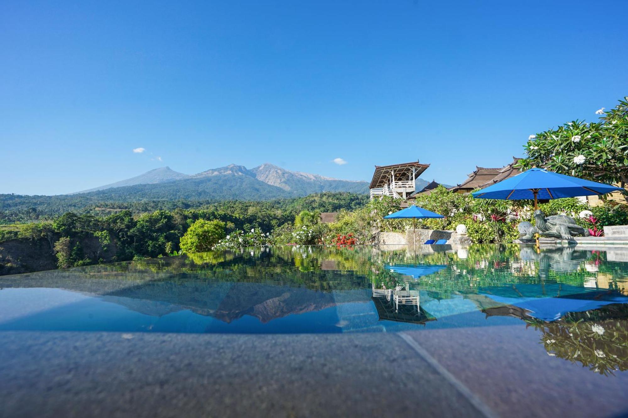 Rinjani Lodge Сенару Екстериор снимка